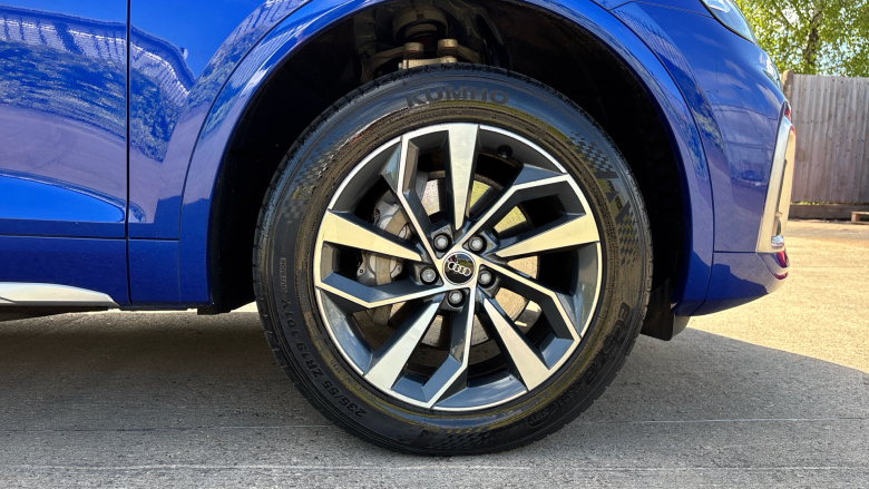 Audi Q5 40 TDI Quattro S Line 5dr S Tronic Diesel Estate